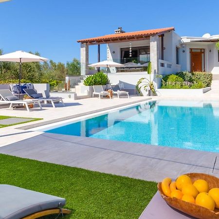 Villa Ampelaki - Premium Villa With Heated Pool Kounoupidhiana Exterior photo