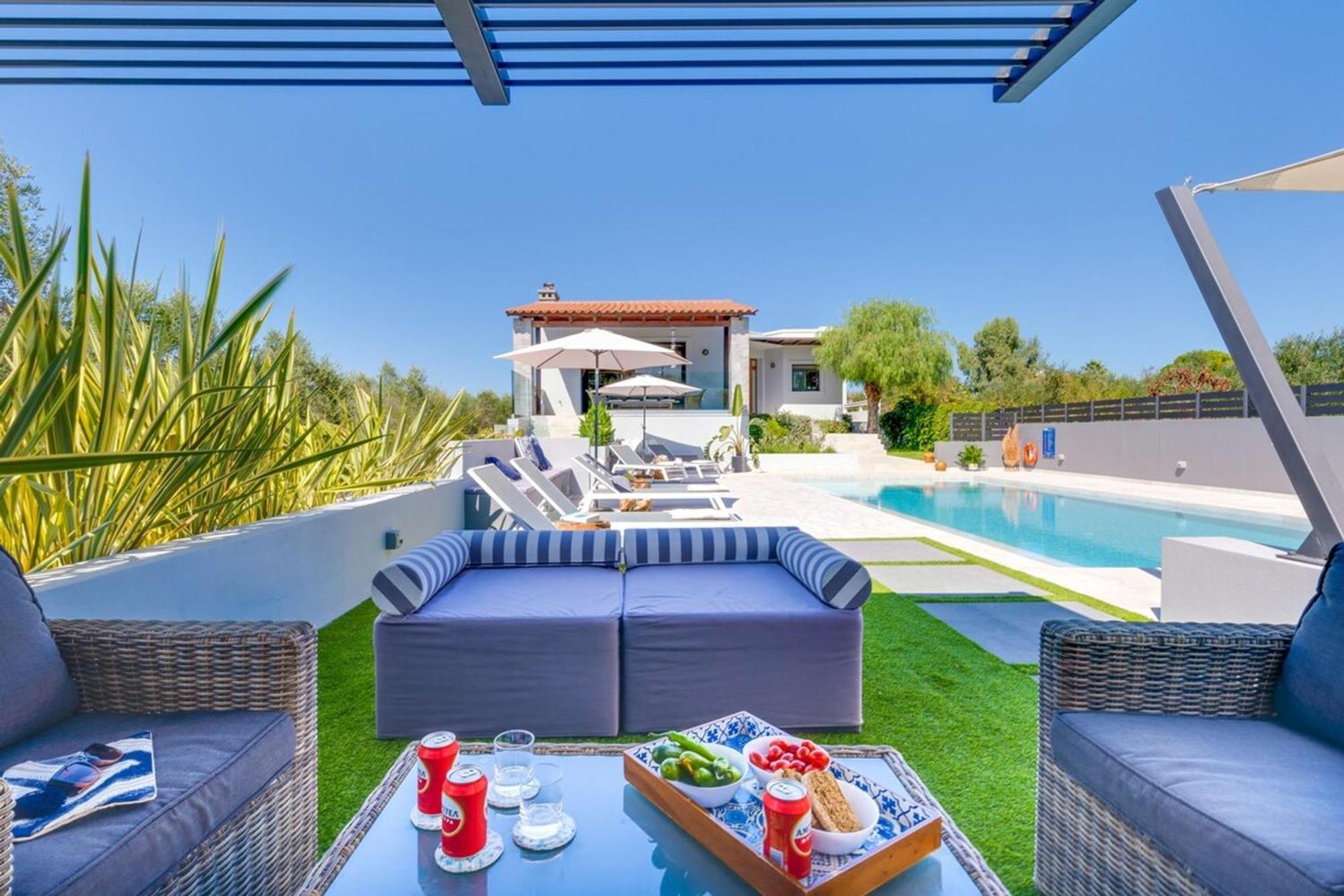 Villa Ampelaki - Premium Villa With Heated Pool Kounoupidhiana Exterior photo