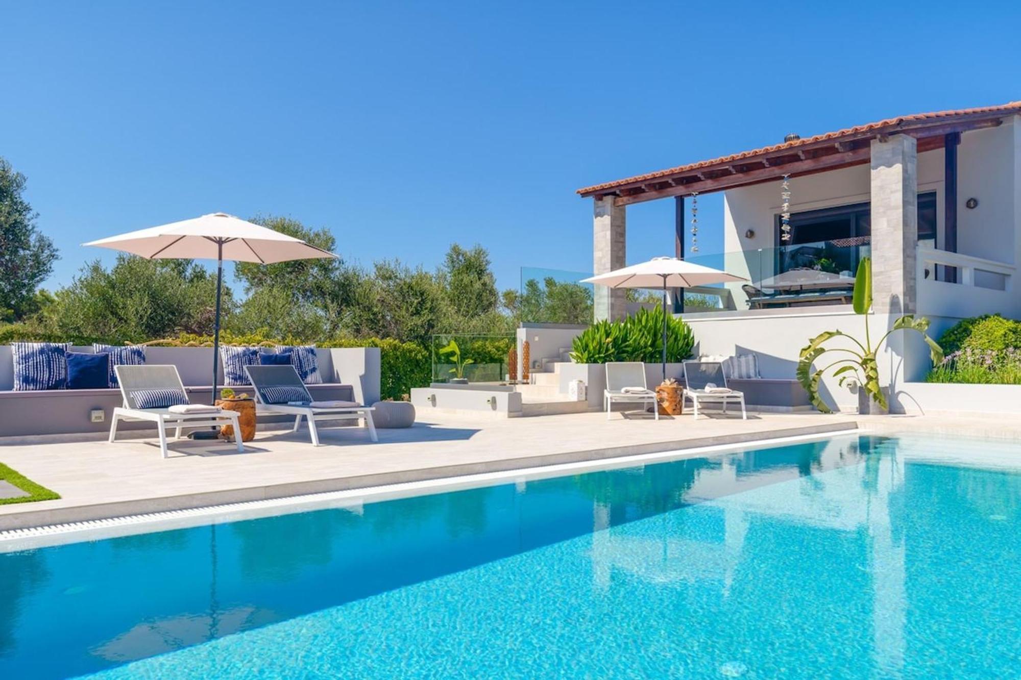 Villa Ampelaki - Premium Villa With Heated Pool Kounoupidhiana Exterior photo